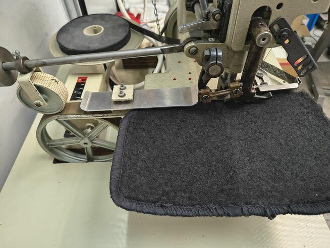 Owerlok Union Special Herakles 81200AF dywaniki samochodowe,