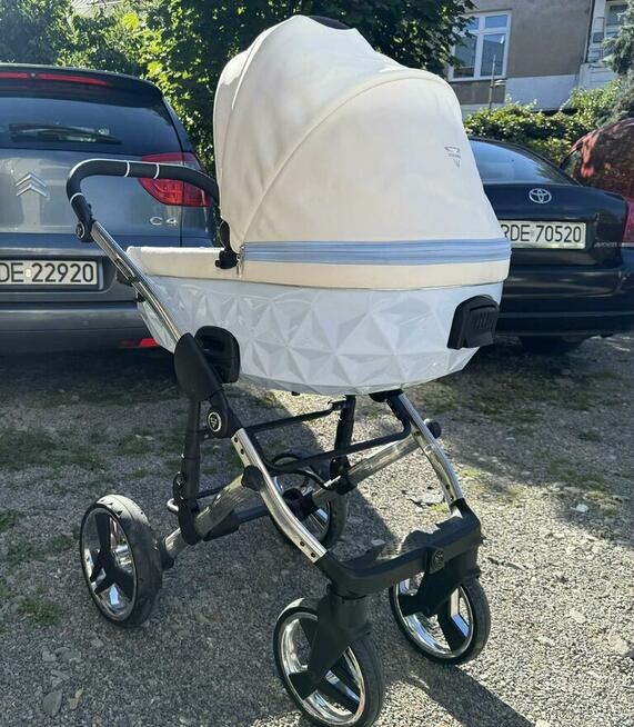 ** Wózek Dzieciency Firmy JUNAMA **