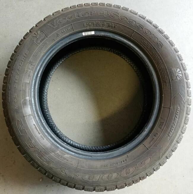 1szt. używana Opona Godyear Vector 4Seasons 215/60R16