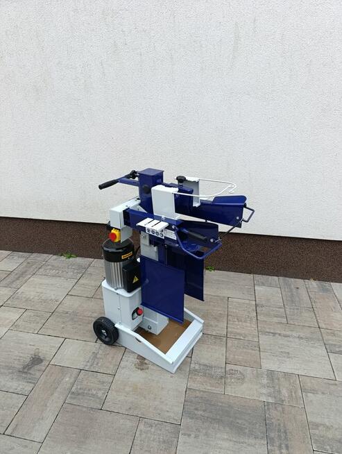 Wypożyczę łuparkę 8 ton, zagęszczarkę 90 kg i inne