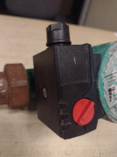 Pompa Wilo Star-RS 25/6 z półśrubunkami