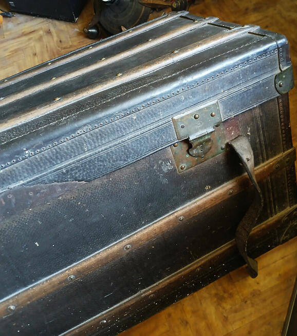 Skórzany Kufer podróżny z końca XIX w