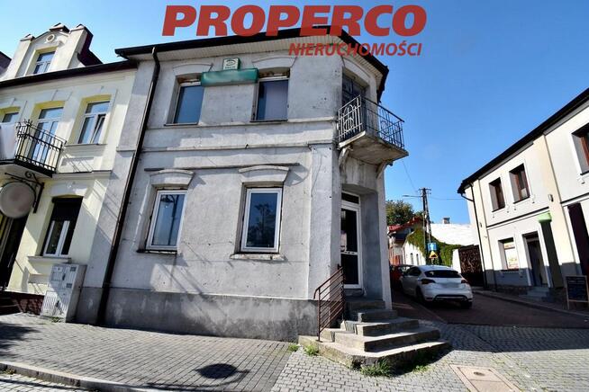 Dom Małogoszcz, Plac Kościuszki