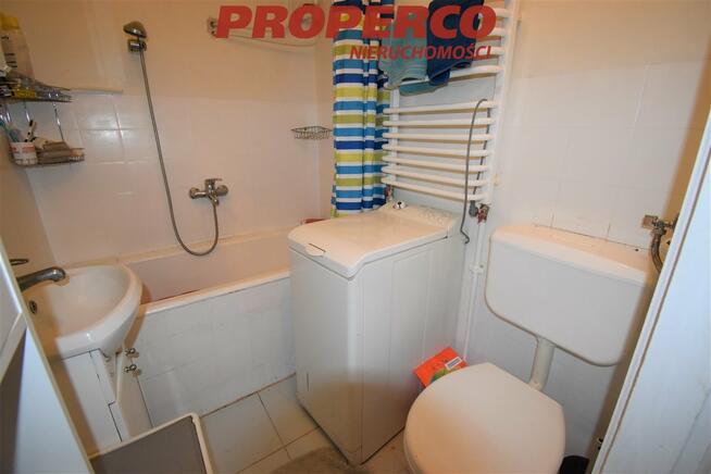 Dom Wiącka gm. Bodzentyn