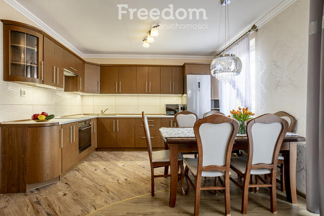 Na sprzedaż 3 - pokojowe mieszkanie w Ełku