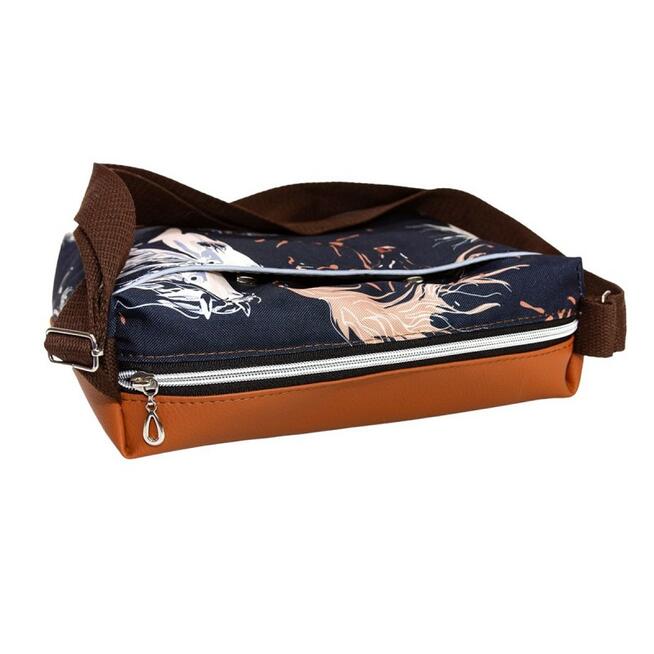 Torebka Na Ramię z Motywem Koni i Brązową Ekoskórą – Handmade