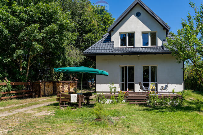 Dom z furtką do lasu. Blisko natury i cywilizacji.