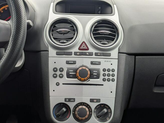 Opel Corsa 1.4 benzyna/bezwypadkowy/serwisowany/cena z opłatami