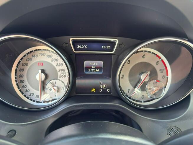 Mercedes CLA 220 ORANGE wersja Pakiet AMG 177 KM Stan BDB Gwarancja 4 matic LIFT