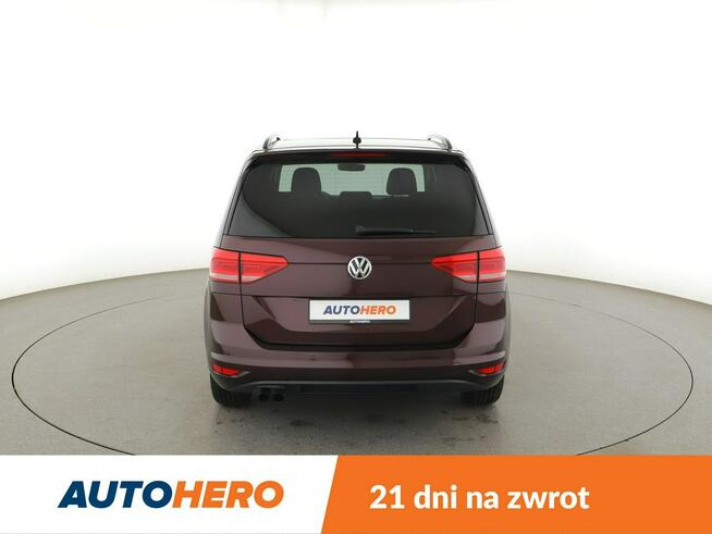 Volkswagen Touran DSG klima auto navi panorama czujniki parkowania