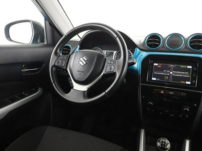 Suzuki Vitara navi kamera tempomat klima-auto