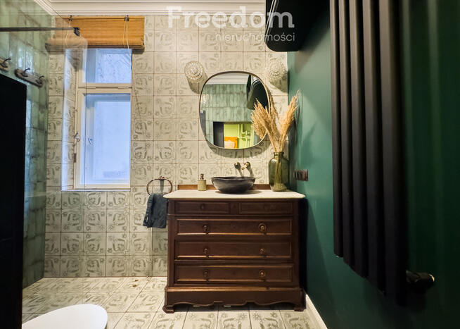 Połowa kamienicy po remoncie | Mazury Giżycko