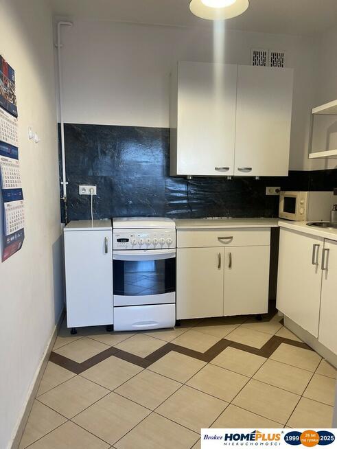 2-pokojowe mieszkanie z balkonem i parkingiem.