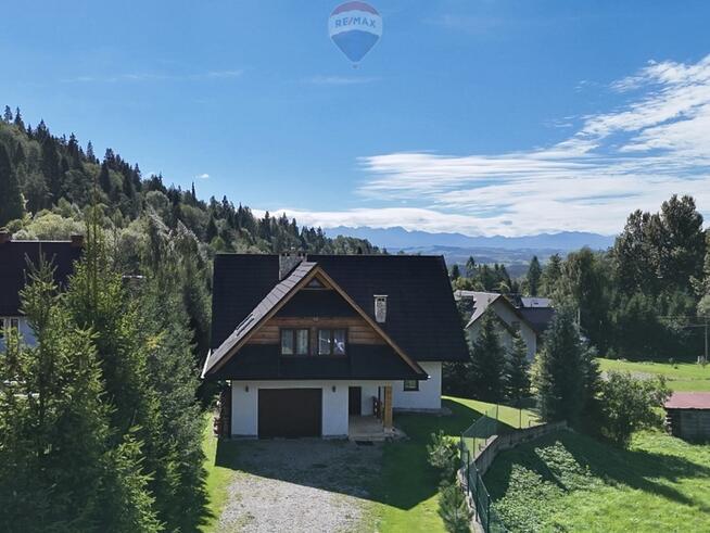 Dom wolnostojący z garażem- Łopuszna