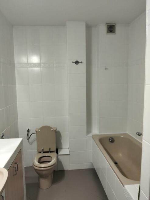 MALOWANIE UKŁADANIE PANELI PODŁOGOWYCH I ŚCIENNYCH