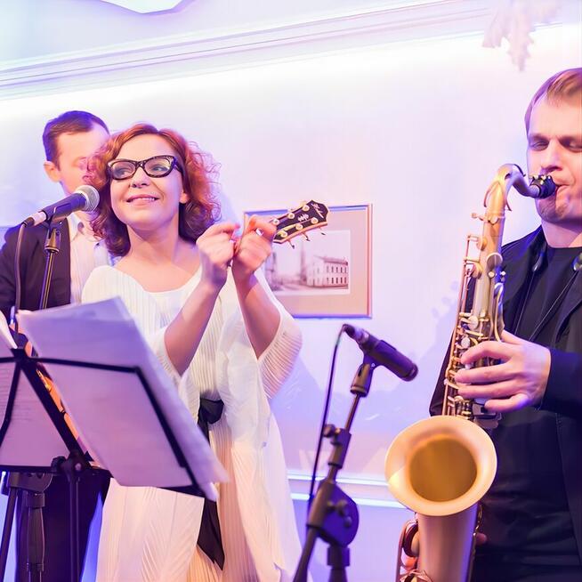 Gentle Jazz Trio – oprawa muzyczna wigilii firmowej - kolędy