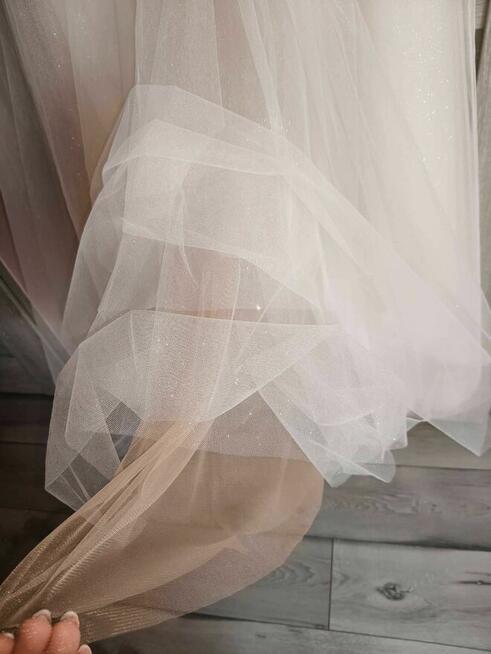 Suknia ślubna r. 36-38