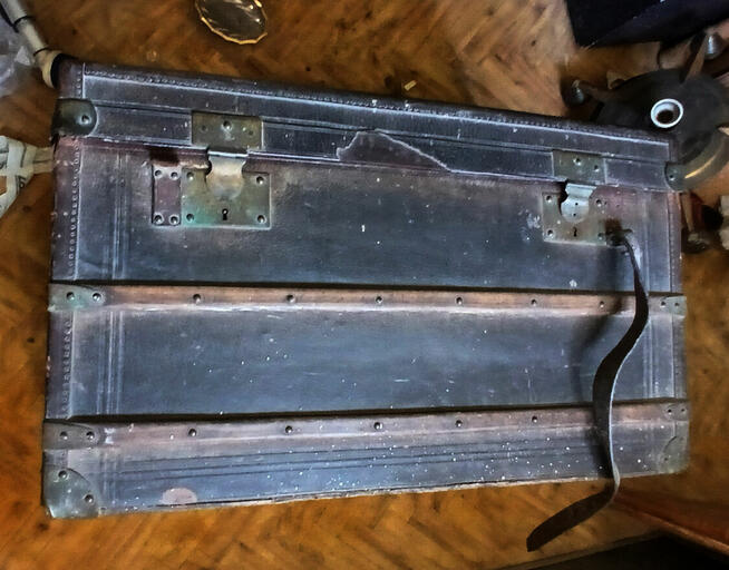 Skórzany Kufer podróżny z końca XIX w