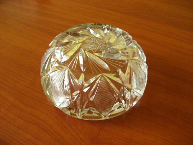 Kryształowa ciężka popielniczka. Kryształ PRL. Elegancka