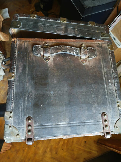 Skórzany Kufer podróżny z końca XIX w
