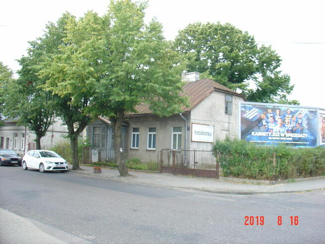 Dom drewniany w dobrym stanie, otynkowany, do przeniesienia