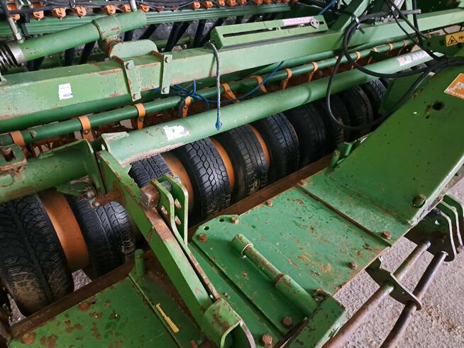 Amazone talerzowy 4 m z broną akrywną