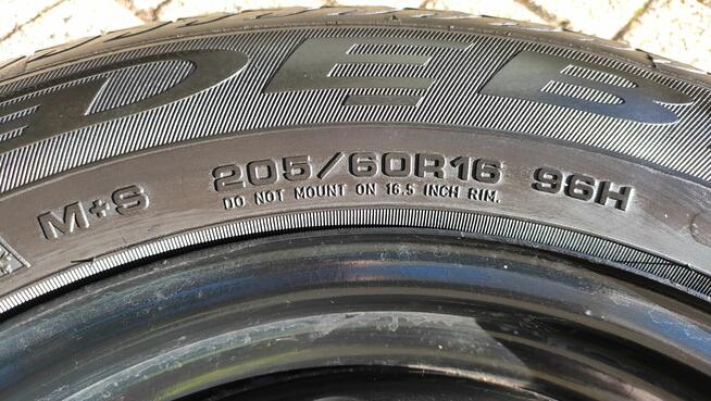 Felgi stalowe 16” z oponami zimowymi + czujniki OPEL ASTRA J