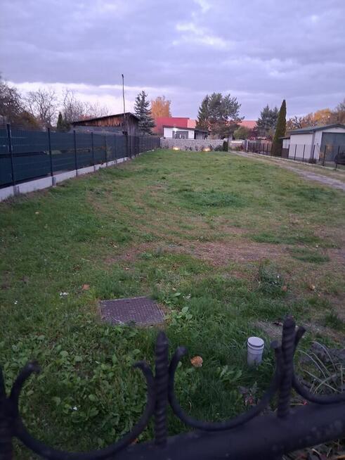 Sprzedam dwie działki budowlane 370 m2