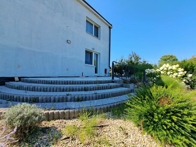 Do sprzedaży piętrowy DOM 240m2