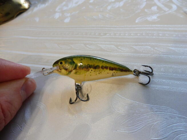 Wobler Dorado Invader 5cm 3,3g / kolor BS /tonący