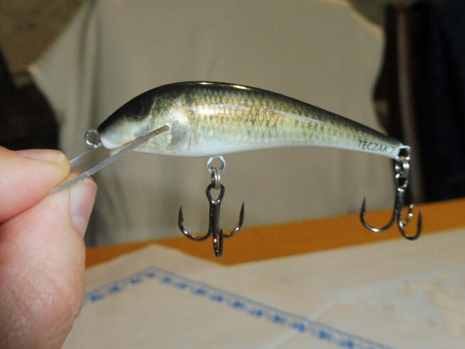 Wobler Bonito Tęczak 7cm 4g