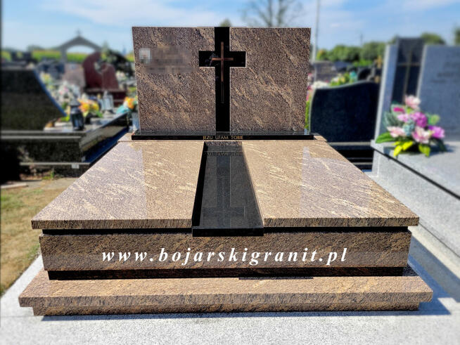 Nagrobki granitowe / Kamieniarstwo nagrobkowe / Pomniki