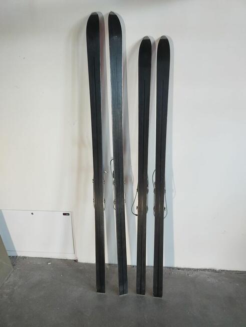 Narty Zakopane czerwone Rysy 2 komplety KF-72 Krakow