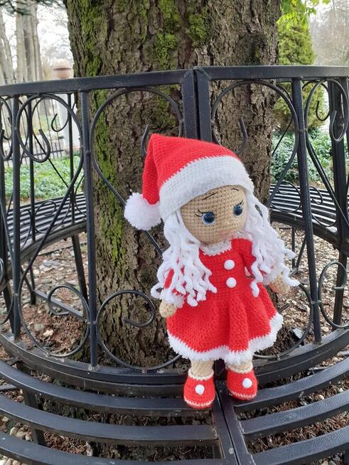 Mikołajka lalka na szydełku