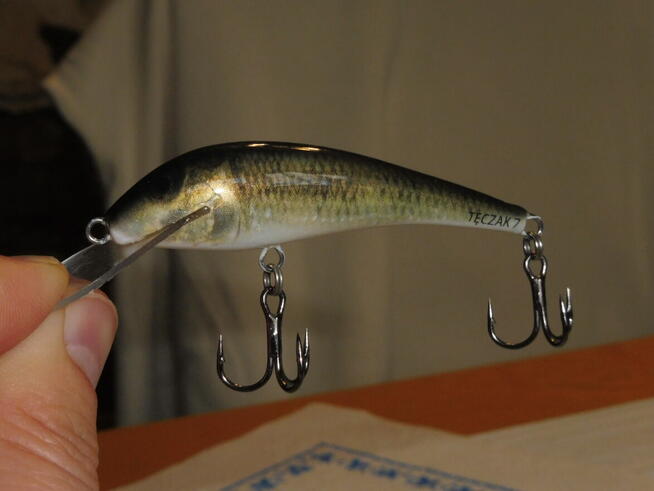 Wobler Bonito Tęczak 7cm 4g