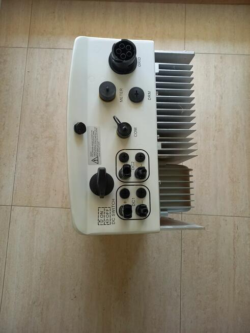 sprzedam falownik SOLIS-3P6K-4G