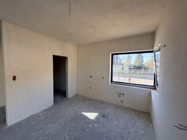 Nowoczesny dom w zabudowie bliźniaczej