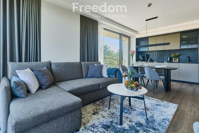 3 pok. piętro 4, duży narożny widokowy taras.