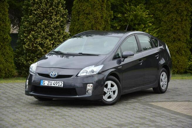 Toyota Prius 154 przebieg I-właściciel Klimatronic Head Up Keyless go z Niemiec