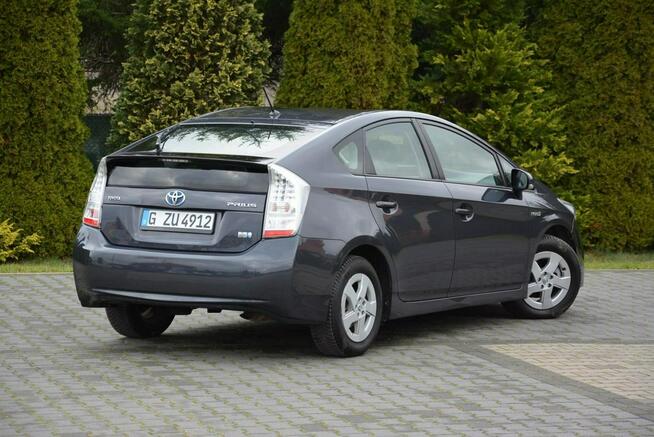 Toyota Prius 154 przebieg I-właściciel Klimatronic Head Up Keyless go z Niemiec