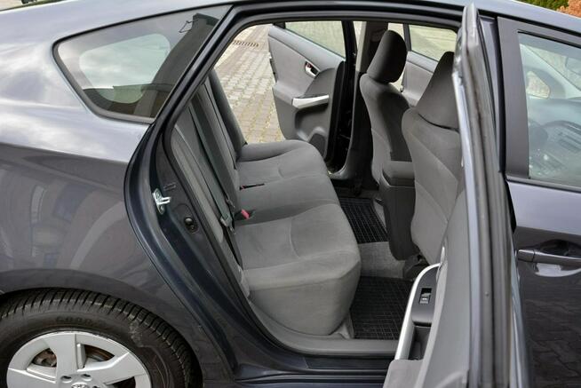 Toyota Prius 154 przebieg I-właściciel Klimatronic Head Up Keyless go z Niemiec