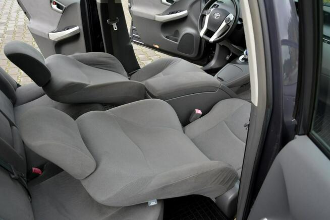 Toyota Prius 154 przebieg I-właściciel Klimatronic Head Up Keyless go z Niemiec