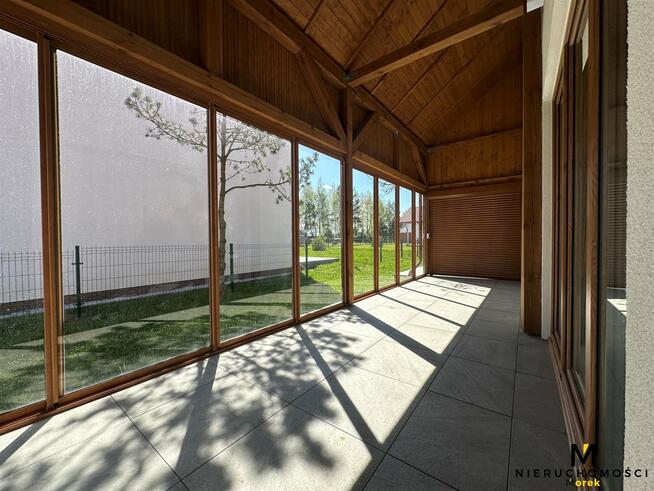 Dom Ustronie Morskie, Ku Słońcu