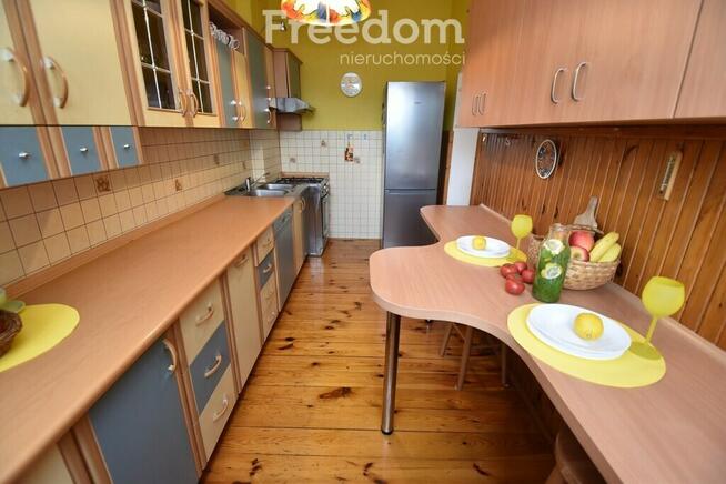 Dom w mieście 190 m2, 6 pokoi, ogród, garaż