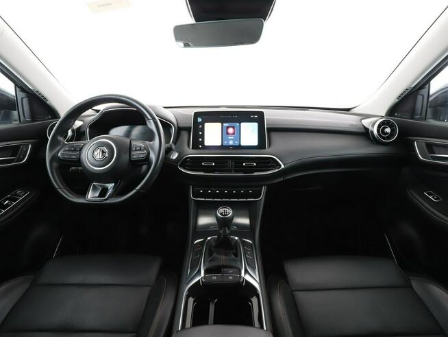 MG HS skóra kamera klima-auto ACC LED