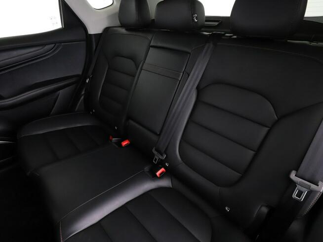 MG HS skóra kamera klima-auto ACC LED