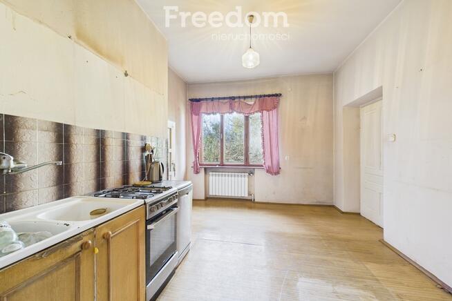 Dom z dwoma mieszkaniami