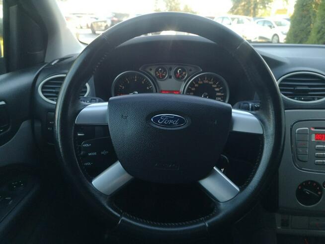 Ford Focus 1,8 16v 125KM Klimatyzacja Elektryka Sensory Halogeny Gwarancja