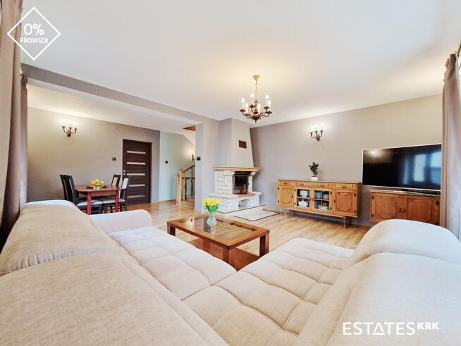 Dom wolnostojący, 5 pokoi, duży taras, dwie łazien