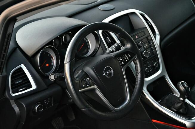 Opel Astra 1,4 Turbo*140KM*LIFT*LED*Navi*Niemcy*ASO